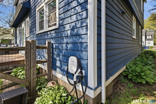 46 Cumberland Road, West Hartford, CT 06119