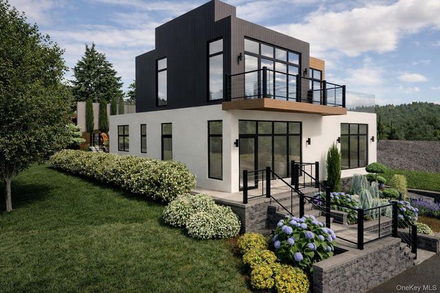 25 Sunnyside Avenue, Brooklyn, NY 11207