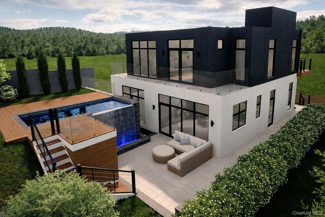 25 Sunnyside Avenue, Brooklyn, NY 11207