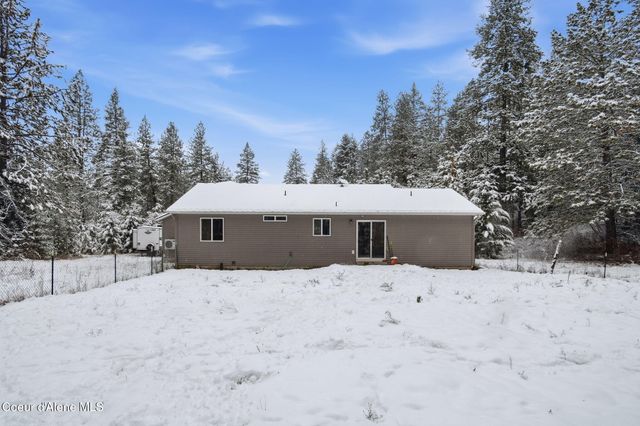 4922 W CHARLIES PL, Rathdrum, ID 83858