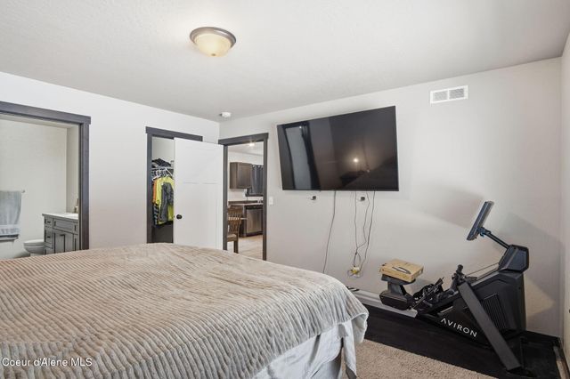 4922 W CHARLIES PL, Rathdrum, ID 83858