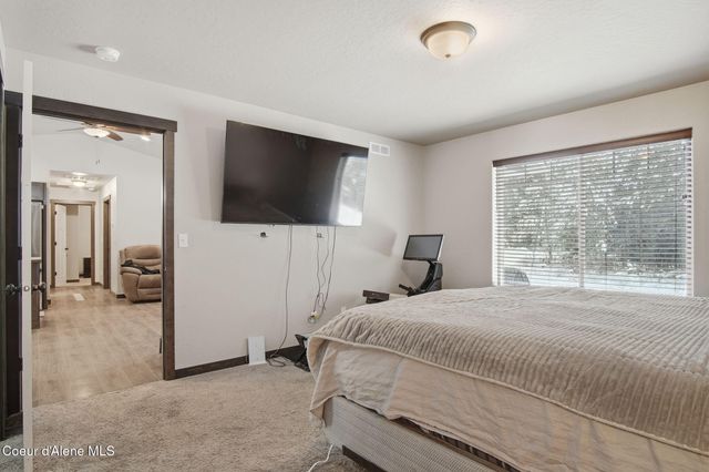 4922 W CHARLIES PL, Rathdrum, ID 83858