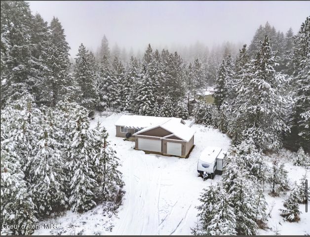 4922 W CHARLIES PL, Rathdrum, ID 83858