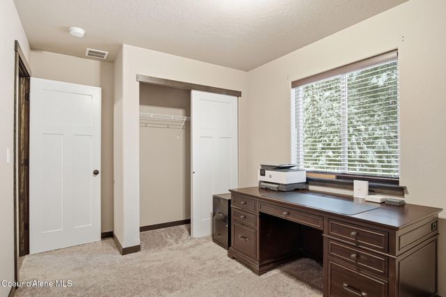 4922 W CHARLIES PL, Rathdrum, ID 83858