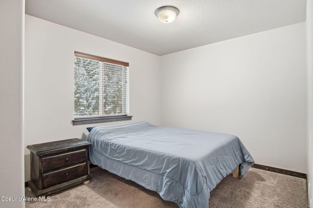 4922 W CHARLIES PL, Rathdrum, ID 83858