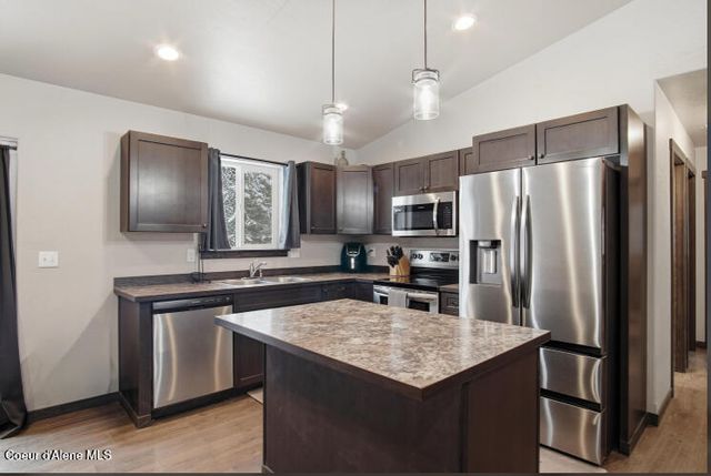 4922 W CHARLIES PL, Rathdrum, ID 83858