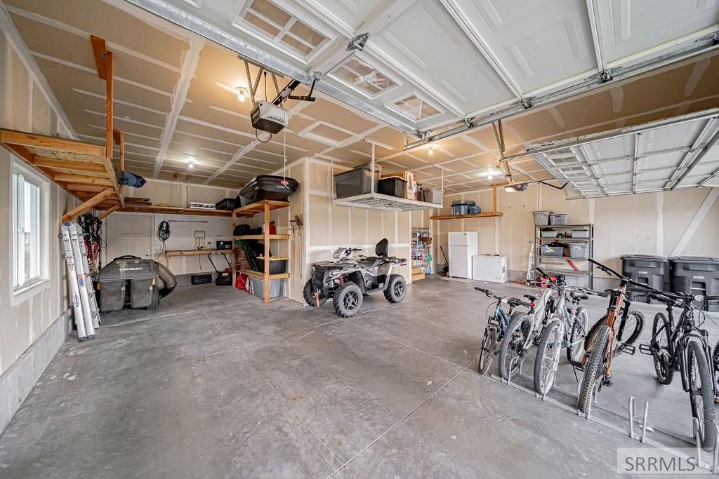 Image 34 of property listing at 1678 Marsala Court, Ammon, ID 83401
