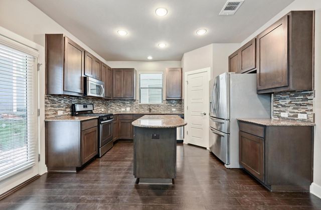 2021 Carlson DR, Austin, TX 78741