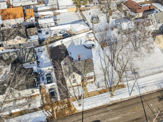 552 Simms Street, Aurora, IL 60505