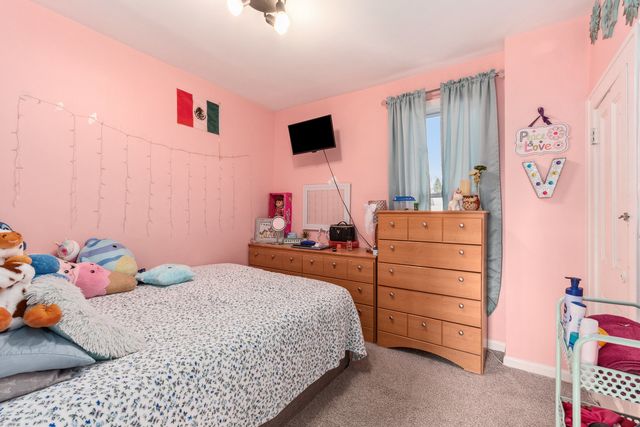 552 Simms Street, Aurora, IL 60505