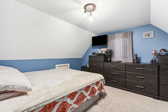 552 Simms Street, Aurora, IL 60505