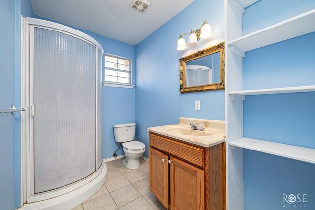 1906 Santa Rosa Street, Ozona, TX 76943