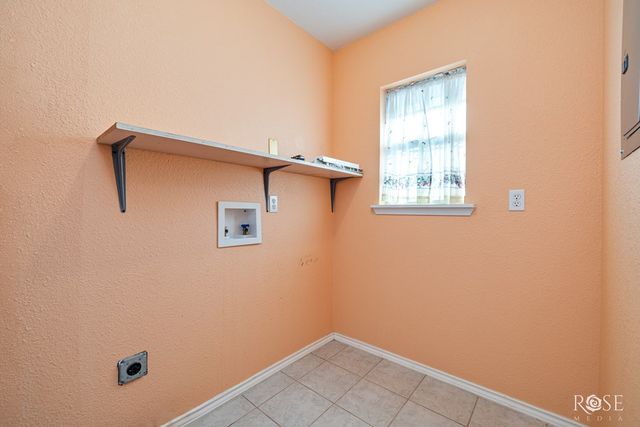 1906 Santa Rosa Street, Ozona, TX 76943