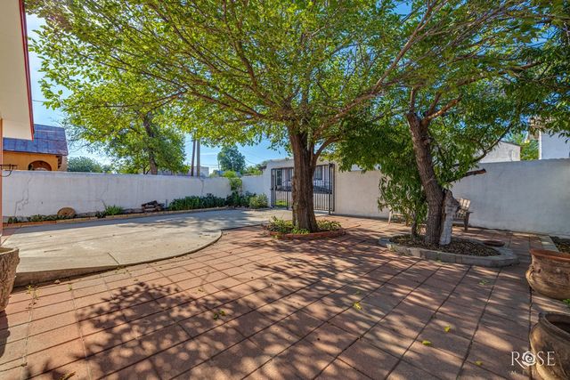 1906 Santa Rosa Street, Ozona, TX 76943