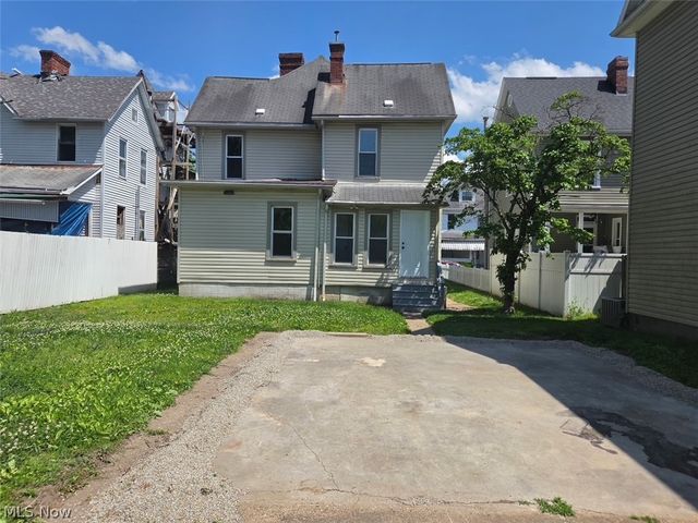 1803 Spring Street, Parkersburg, WV 26101