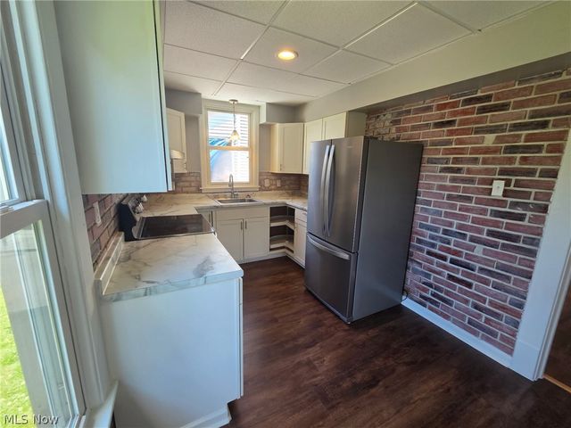 1803 Spring Street, Parkersburg, WV 26101