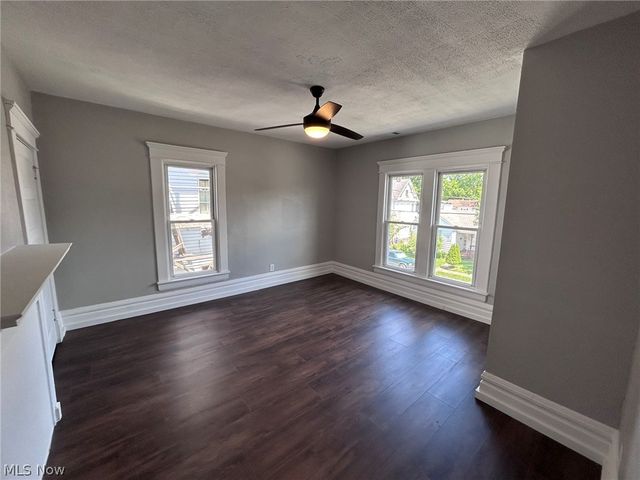 1803 Spring Street, Parkersburg, WV 26101
