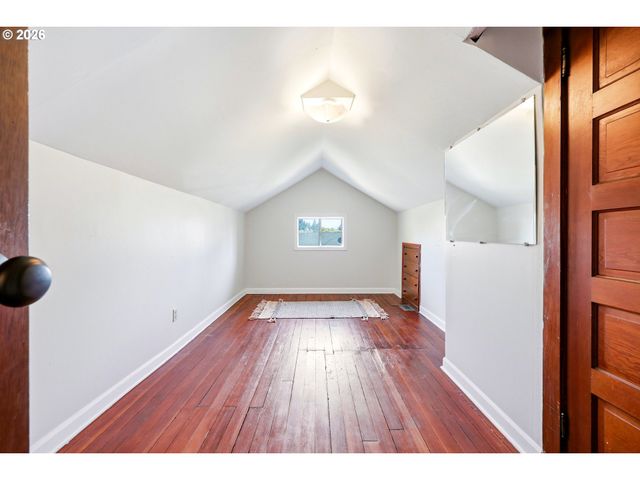 5725 Ne 32ND Pl, Portland, OR 97211