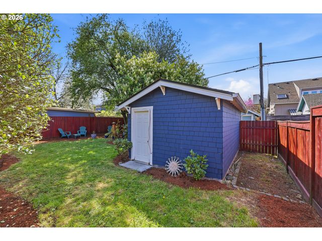5725 Ne 32ND Pl, Portland, OR 97211