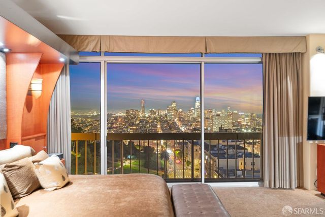 2200 Sacramento Street 1601, San Francisco, CA 94115