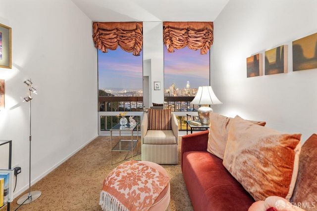 2200 Sacramento Street 1601, San Francisco, CA 94115