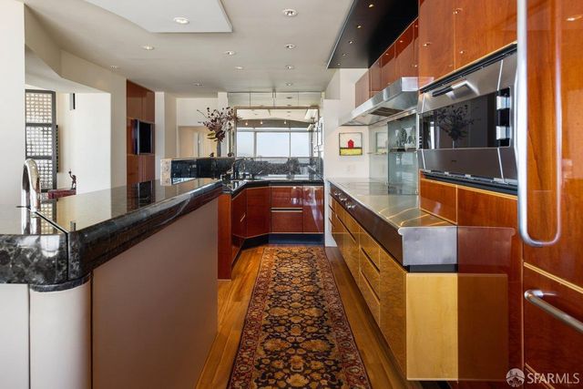 2200 Sacramento Street 1601, San Francisco, CA 94115