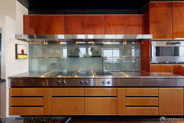 2200 Sacramento Street 1601, San Francisco, CA 94115