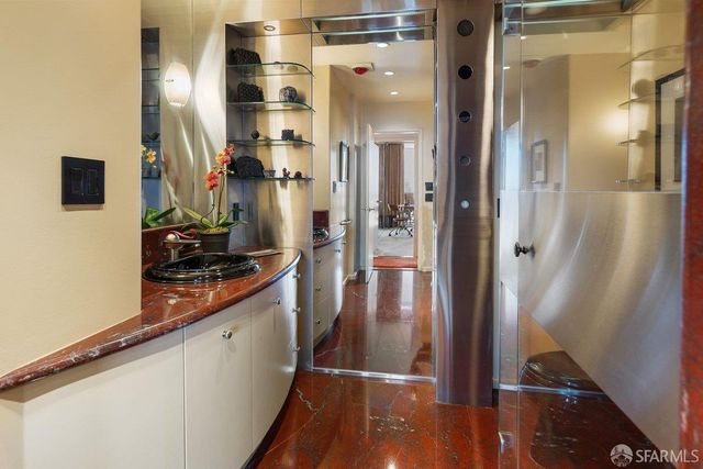 2200 Sacramento Street 1601, San Francisco, CA 94115