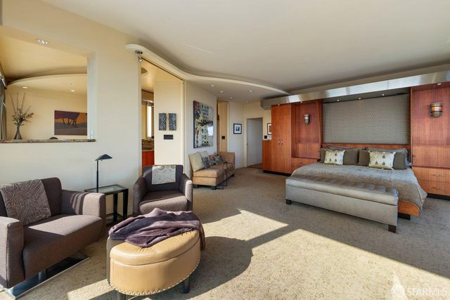 2200 Sacramento Street 1601, San Francisco, CA 94115