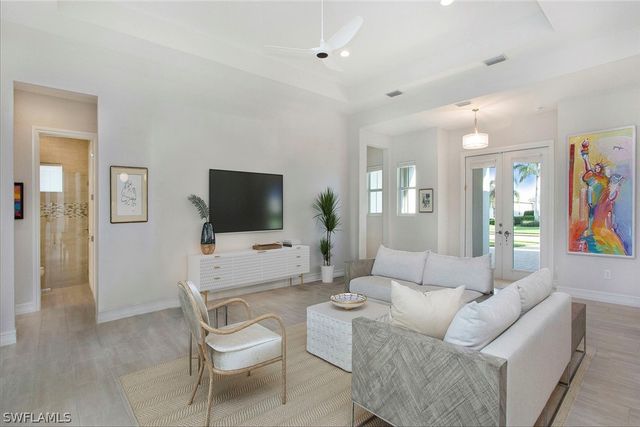 14404 Neptune AVE, Naples, FL 34114