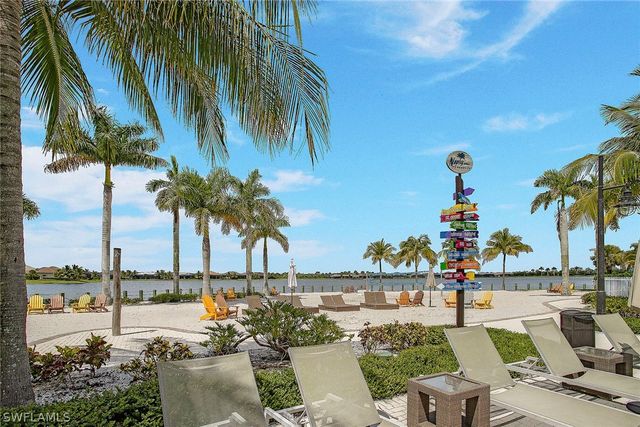 14404 Neptune AVE, Naples, FL 34114