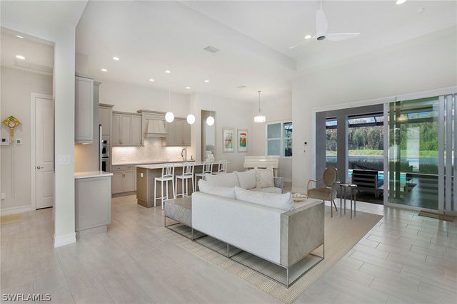 14404 Neptune AVE, Naples, FL 34114