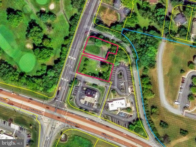 25 SHELBOURNE RD, Reading, PA 19606