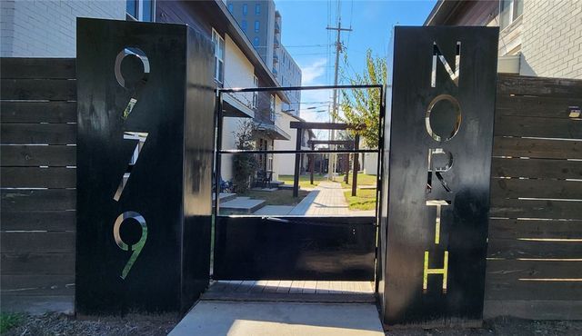 505 & 507, 500 & 502 Boyett & First Street A1-4, B 1-4, C1-4 & D1-4, College Station, TX 77840