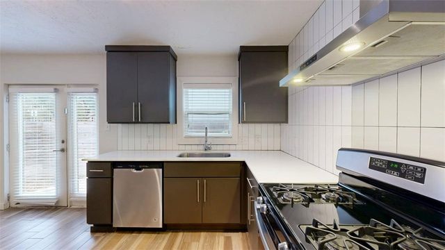 505 & 507, 500 & 502 Boyett & First Street A1-4, B 1-4, C1-4 & D1-4, College Station, TX 77840