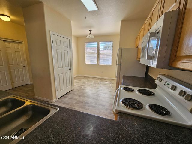 19777 N 76TH Street 3333, Scottsdale, AZ 85255