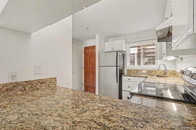 2201 Pearl Street 103, Boulder, CO 80302