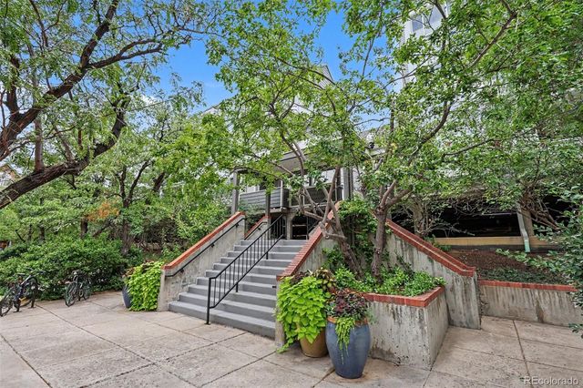 2201 Pearl Street 103, Boulder, CO 80302
