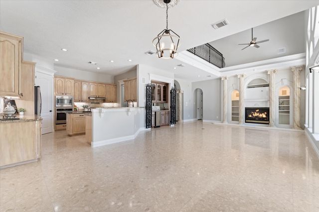 911 Sandy Beach Drive, Conroe, TX 77304