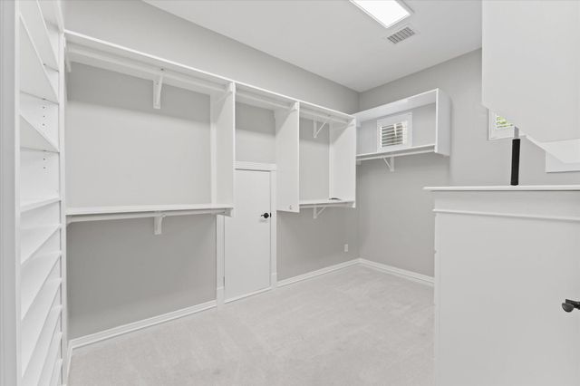911 Sandy Beach Drive, Conroe, TX 77304
