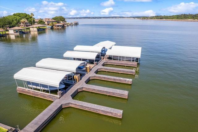 911 Sandy Beach Drive, Conroe, TX 77304