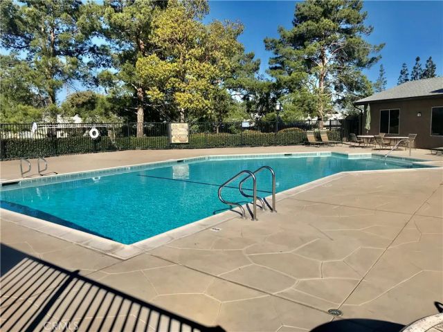 2612 Avenida Del Vista 203, Corona, CA 92882