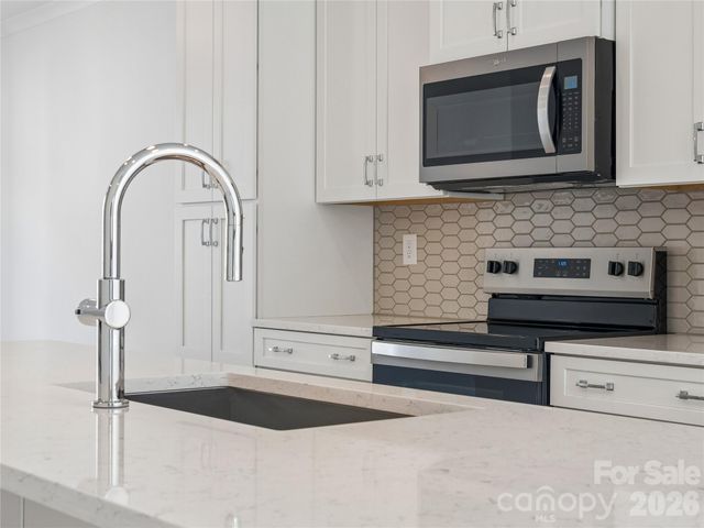 3708 S Tryon Street, Charlotte, NC 28217