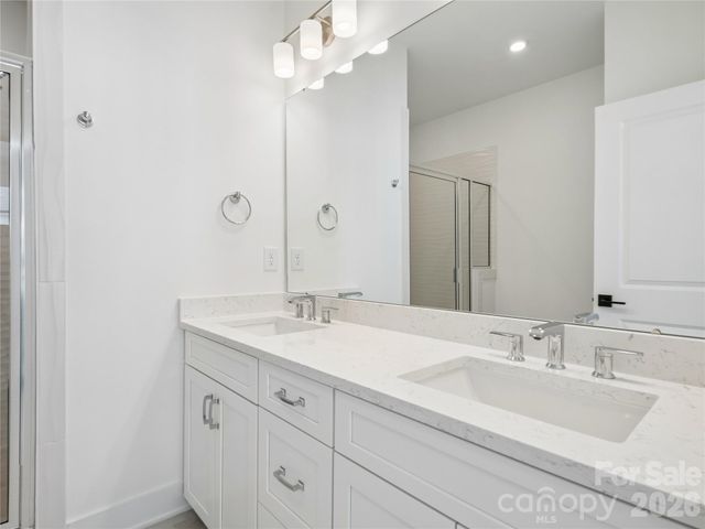 3708 S Tryon Street, Charlotte, NC 28217