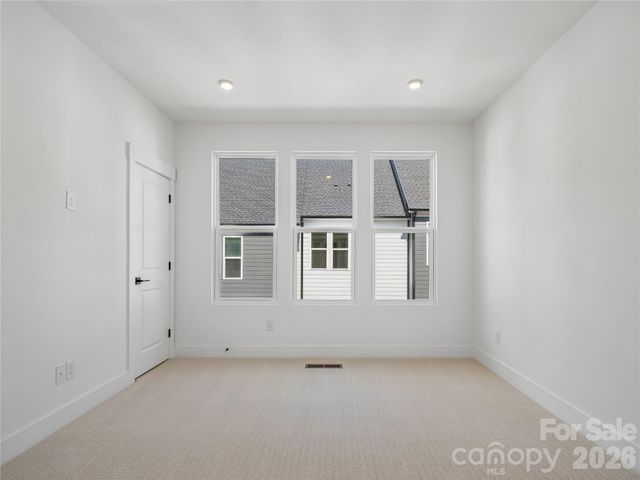 3708 S Tryon Street, Charlotte, NC 28217
