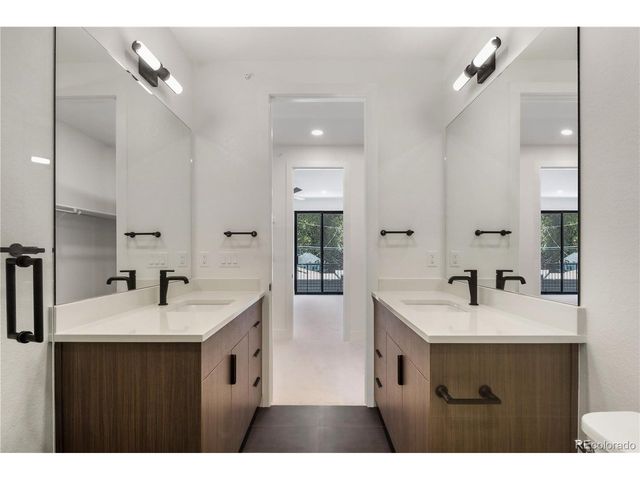 808 Dahlia St, Denver, CO 80220