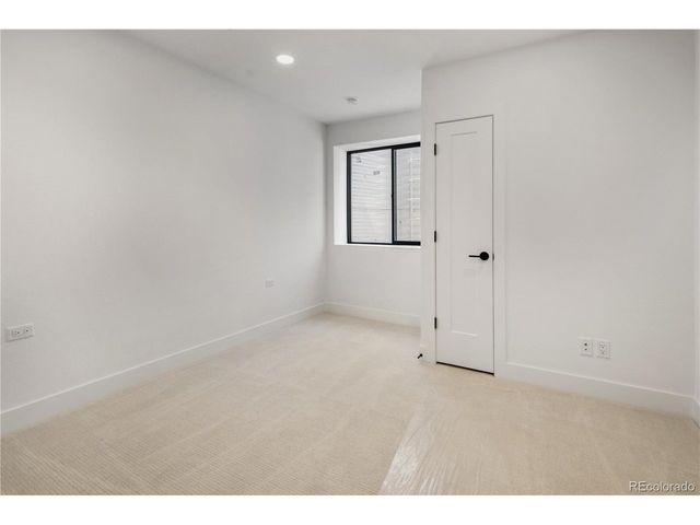 808 Dahlia St, Denver, CO 80220