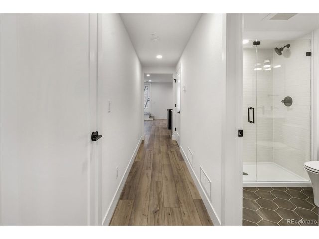 808 Dahlia St, Denver, CO 80220