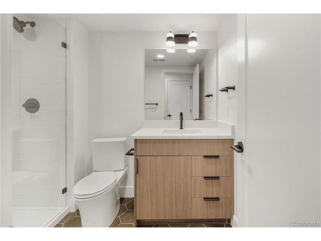 808 Dahlia St, Denver, CO 80220