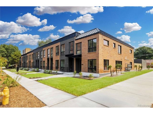 808 Dahlia St, Denver, CO 80220